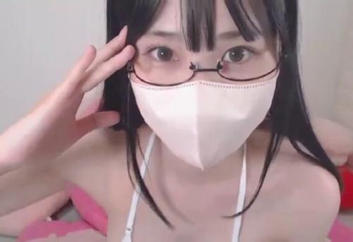 顔出しビッチ美少女「処◯だけどラブンス挿れるところ見て！すっごい濡れちゃってるのwやばい…」【無修正ライブチャット】